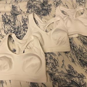 BNWT LOT OF 3 GAP FIT PERFORMANCE SPORTS BRA - 36D, new with tags!